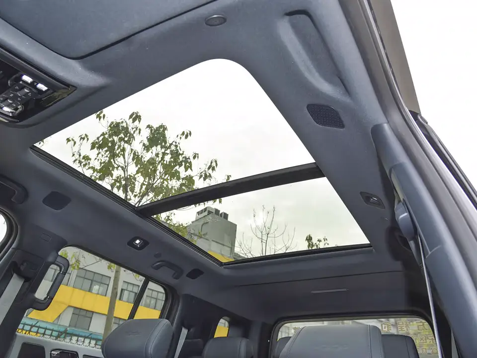 BYD Bao 5 · 210 K M Kunlun Ultra — 6