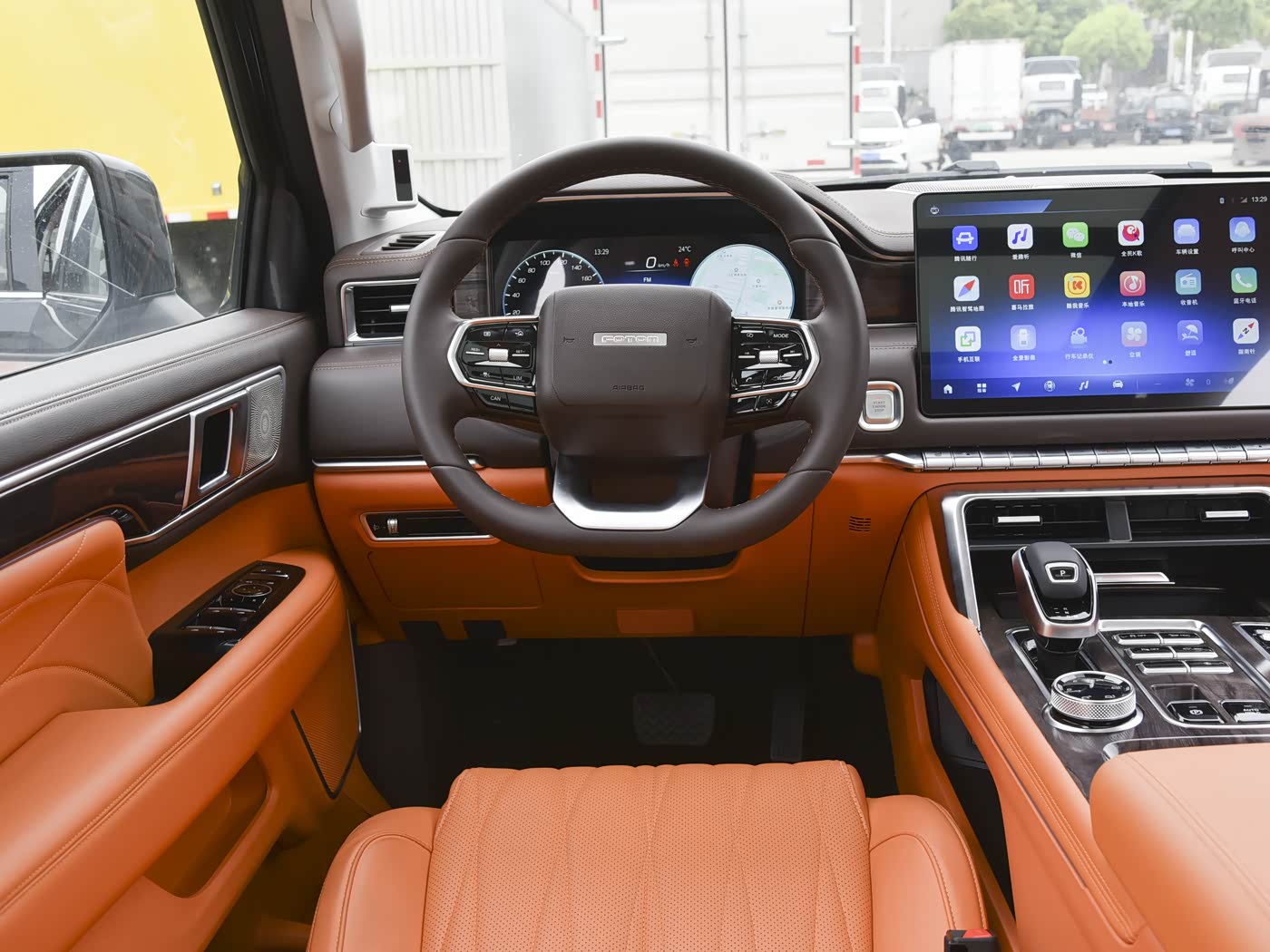 Foton Mars 9 · 2.0 T Petrol Automatic 4 W D Standard wheelbase Supreme — 4