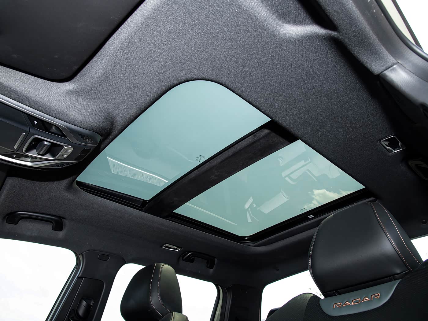 Geely Radar Horizon · 460 km 4 W D Max — 5