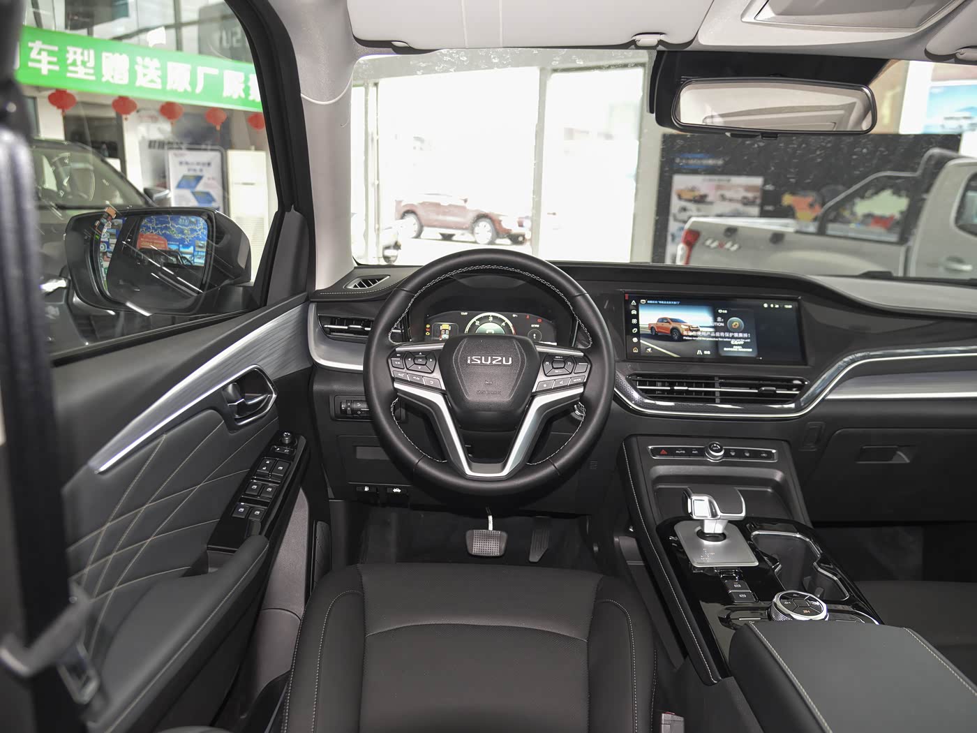 Isuzu D-MAX · 3.0 T Automatic 4 W D Performance — 4