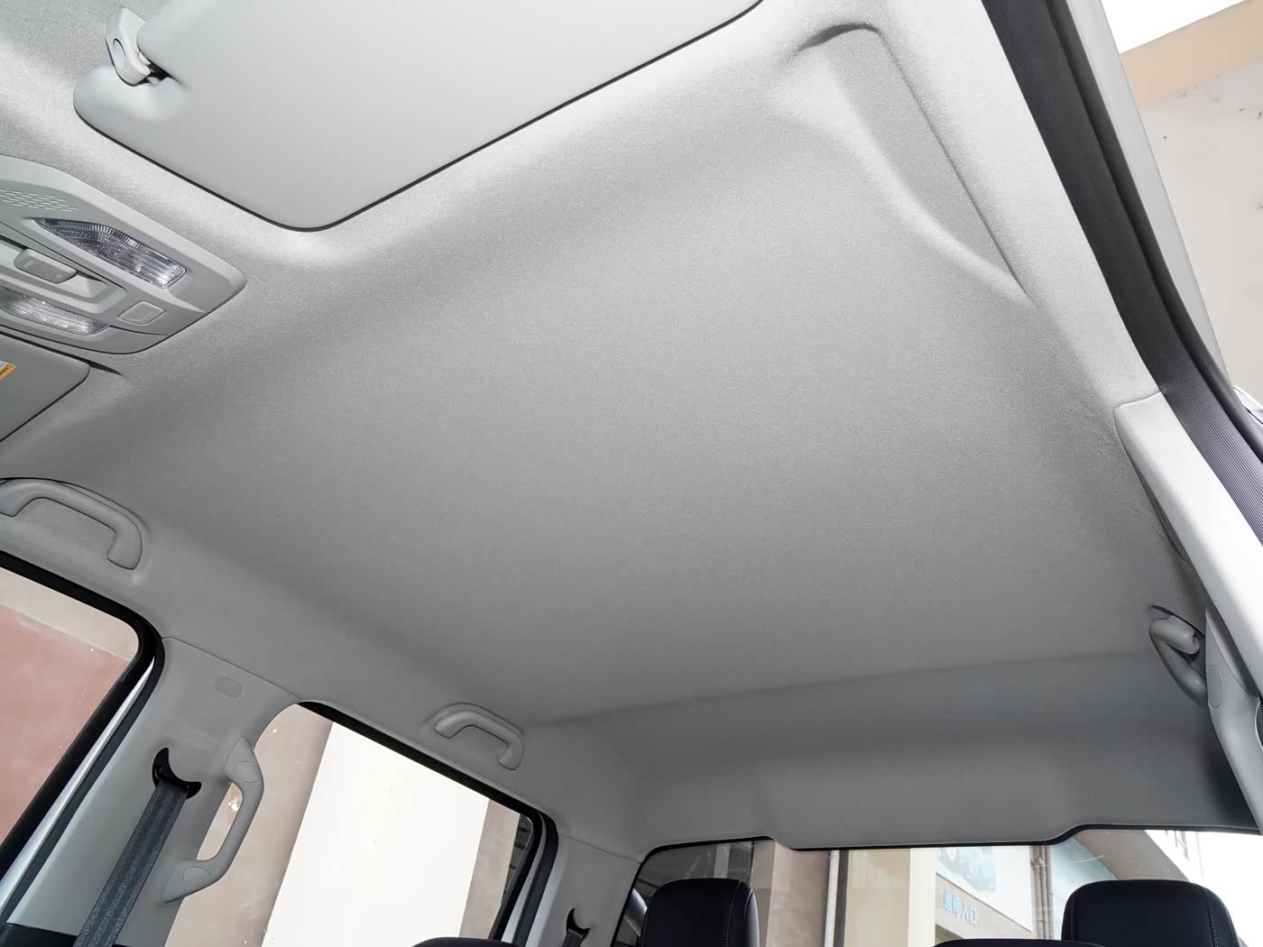 JMC Grand Avenue · All-round 2.5 T Diesel Manual 4 W D Comfort — 6